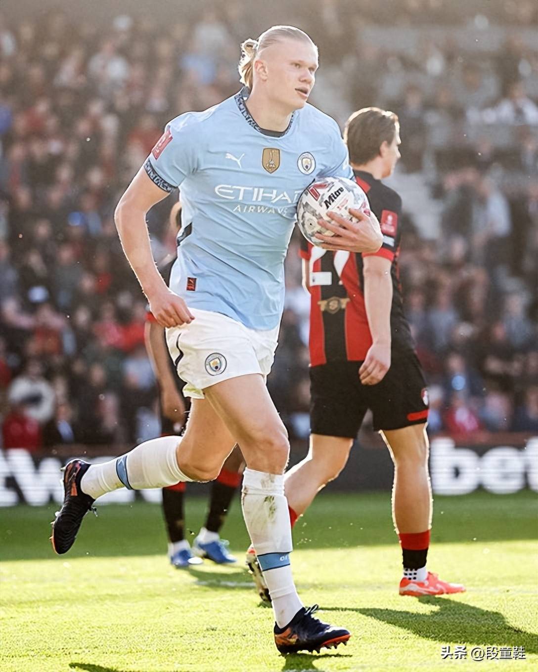 开云下载-足总杯今晚再迎强敌,巴黎圣日耳曼调整名单,主帅态度——信心回归,更衣室氛围转暖的简单介绍