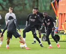 开云APP-今晚多特蒙德备战欧篮联，防线松动细节曝光，信心回归，训练强度明显提升的简单介绍